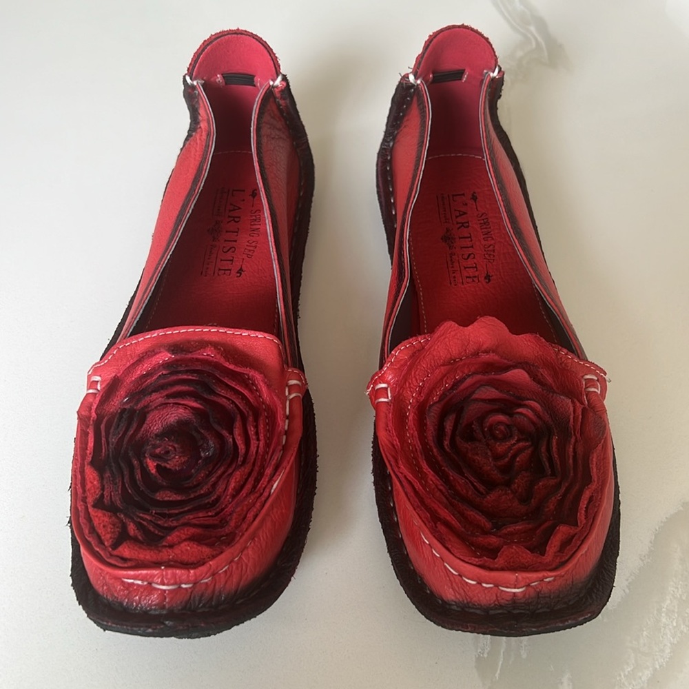 L’Artiste Dezi Red and Black Leather Floral Loafers Flats Womens EU 41 9.5 - 10 - Picture 5 of 16